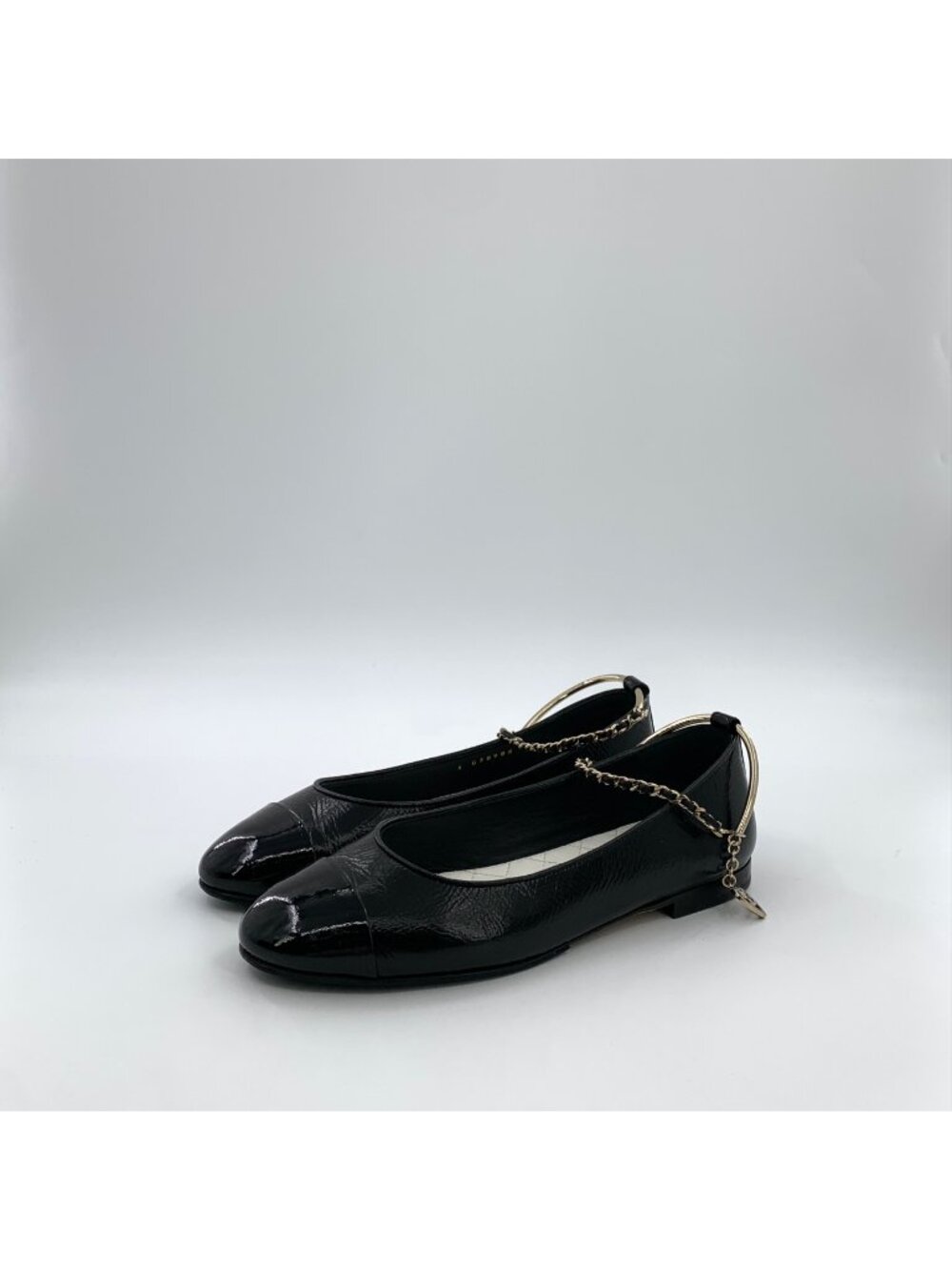 Chanel Black Leather Double C Heart-Chain Flat Shoes